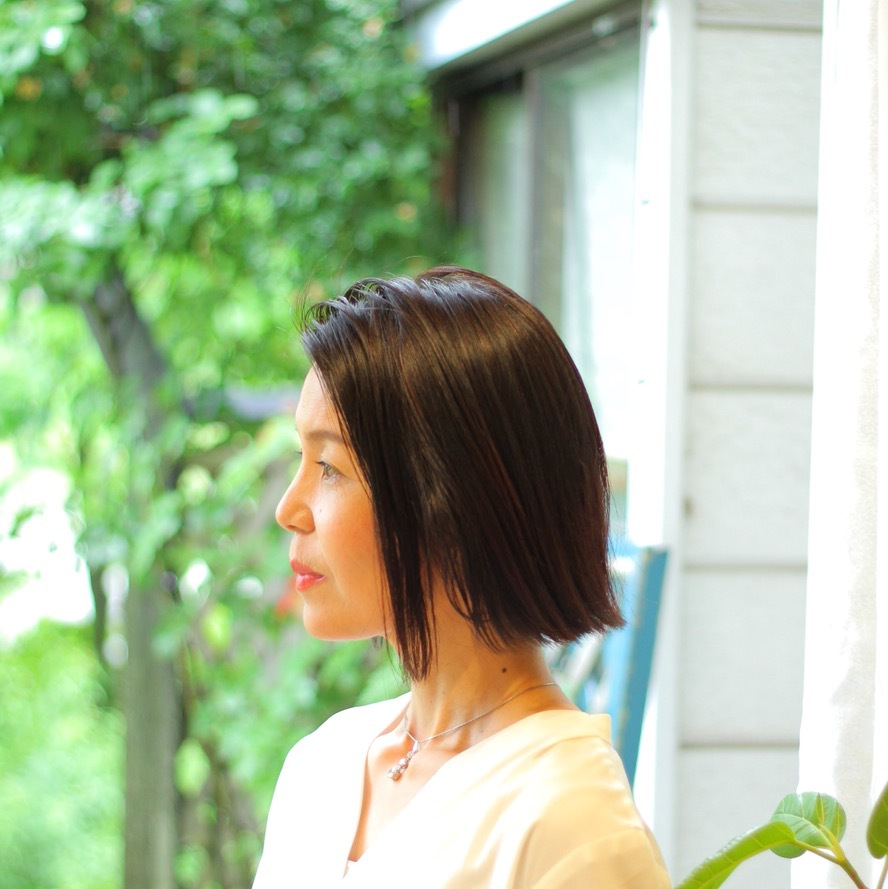 星野めぐみ　プロフィール写真